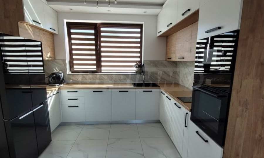 Продава КЪЩА, с. Марково, област Пловдив, снимка 12 - Къщи - 54082103