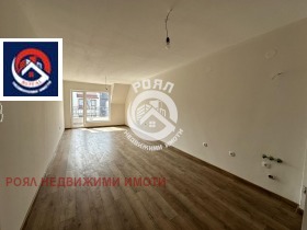 3 camere da letto Hristo Smirnenski, Plovdiv 1