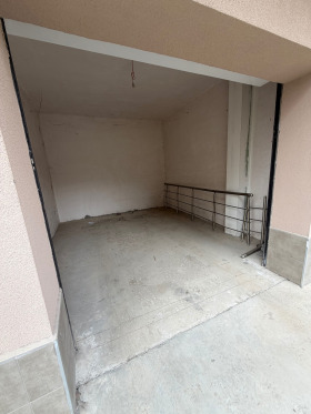 ГАРАЖ, ПАРКОМЯСТО, 20 m2