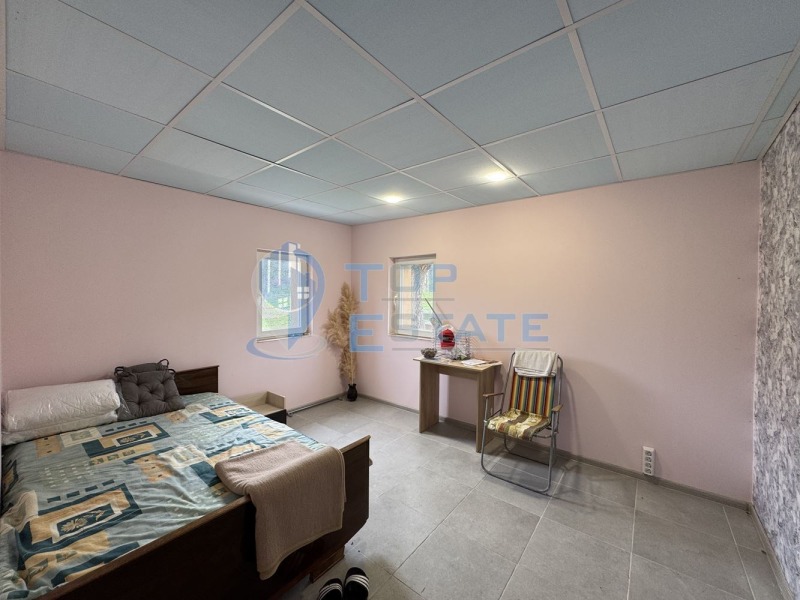 Продава КЪЩА, с. Пчелище, област Велико Търново, снимка 2 - Къщи - 49676920