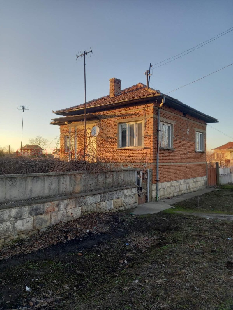 Продава КЪЩА, с. Щръклево, област Русе