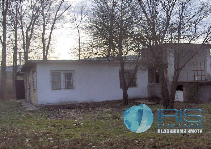 Продава  Вила, област Шумен, с. Иваново • 40 000 лв. • ID 74620391 — holmes.bg - [1] 
