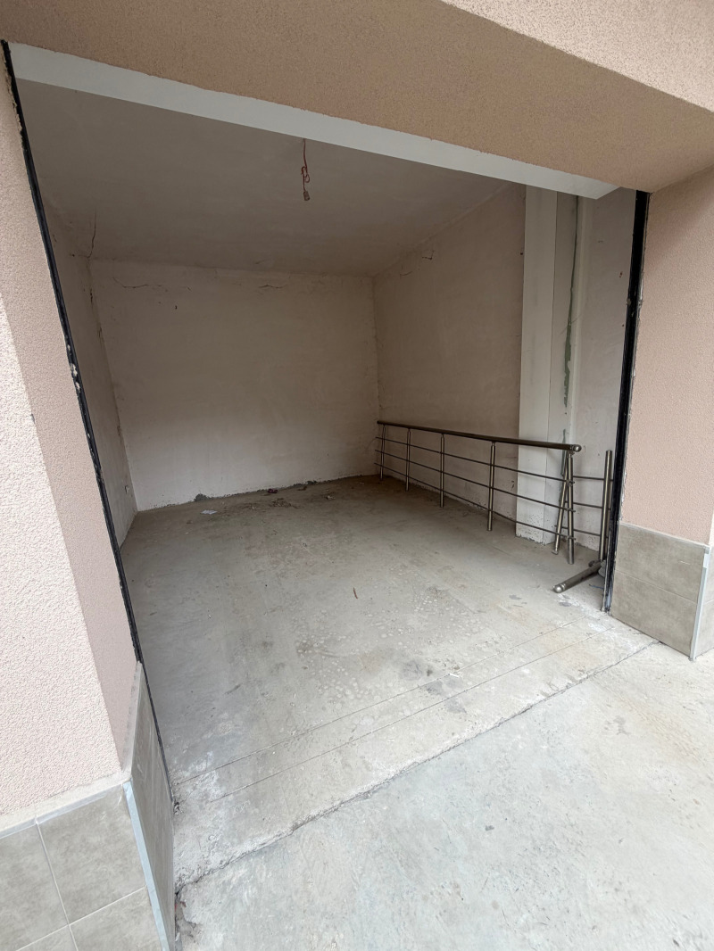 Продава ГАРАЖ, ПАРКОМЯСТО, гр. Пловдив, Христо Смирненски