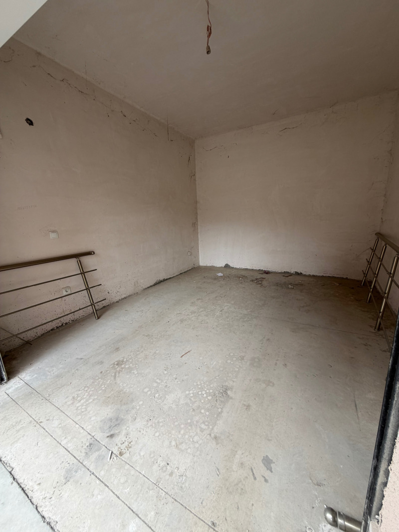 Продава ГАРАЖ, ПАРКОМЯСТО, гр. Пловдив, Христо Смирненски, снимка 3 - Гаражи и паркоместа - 53316739