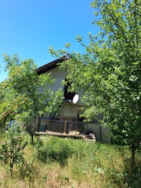 КЪЩА, 94 m2