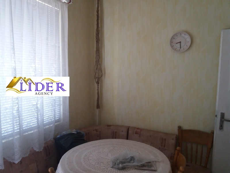 Продаја  1 спаваћа соба регион Плевен , Гулјанци , 58 м2 | 25112540 - слика [3]