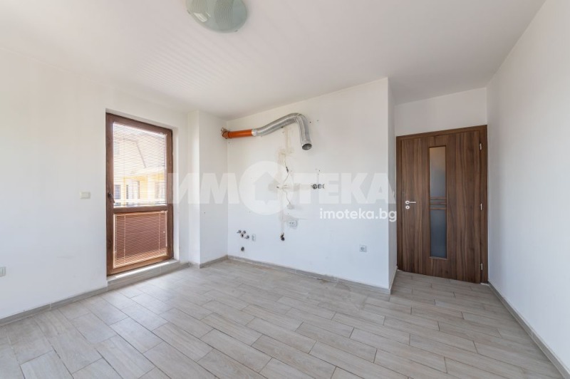Zu verkaufen  1 Schlafzimmer Warna , Ljatno kino Trakija , 45 qm | 23290127 - Bild [12]