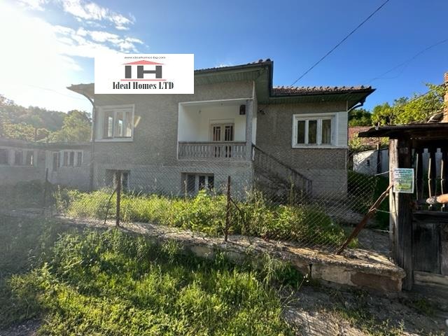 Продава  Къща област Велико Търново , с. Дрента , 180 кв.м | 22670103