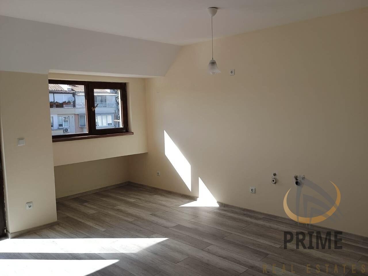Продава 2-СТАЕН, гр. Бургас, Изгрев, снимка 2 - Апартаменти - 55547892