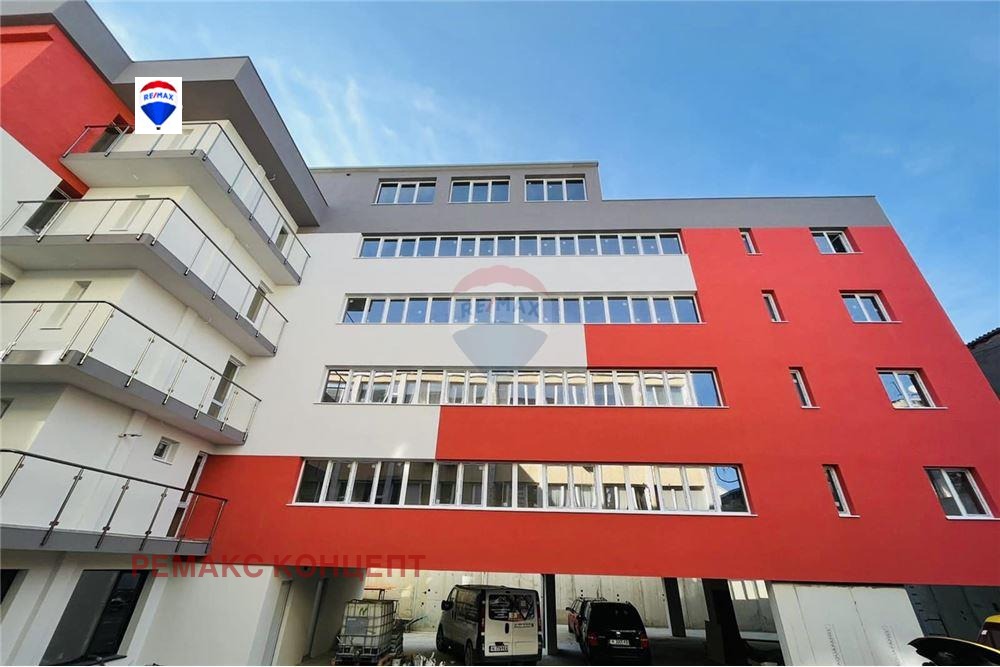 Продава ОФИС, гр. Шумен, Център, снимка 6 - Офиси - 54643622