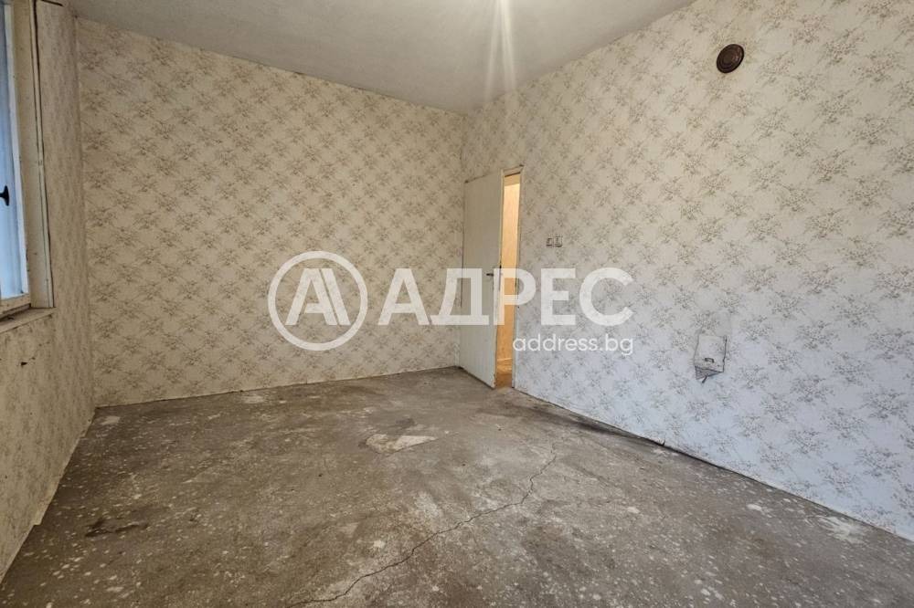 Продава ЕТАЖ ОТ КЪЩА, гр. София, с. Доброславци, снимка 2 - Етаж от къща - 54604687