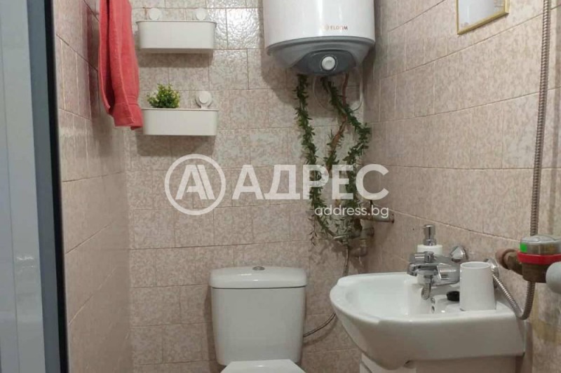 Продава АТЕЛИЕ, ТАВАН, гр. Ямбол, Васил Левски, снимка 7 - Апартаменти - 52445347