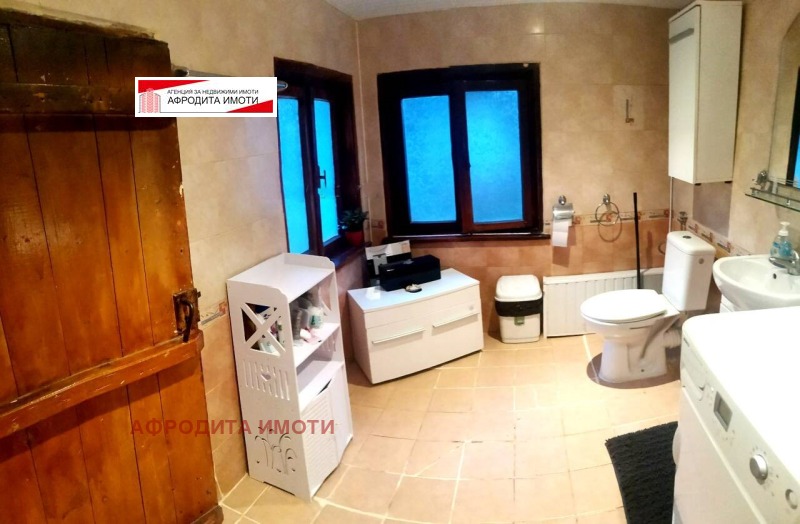 Продава КЪЩА, с. Змейово, област Стара Загора, снимка 16 - Къщи - 52144606