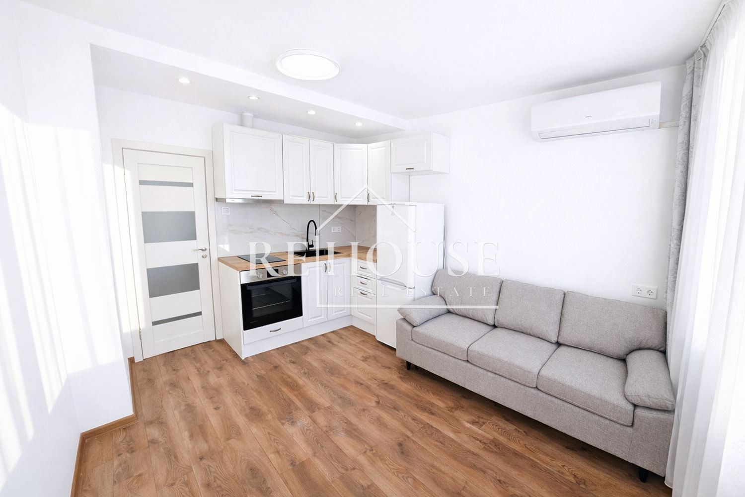 Продава 2-СТАЕН, гр. Варна, Владислав Варненчик 1, снимка 2 - Апартаменти - 53996767