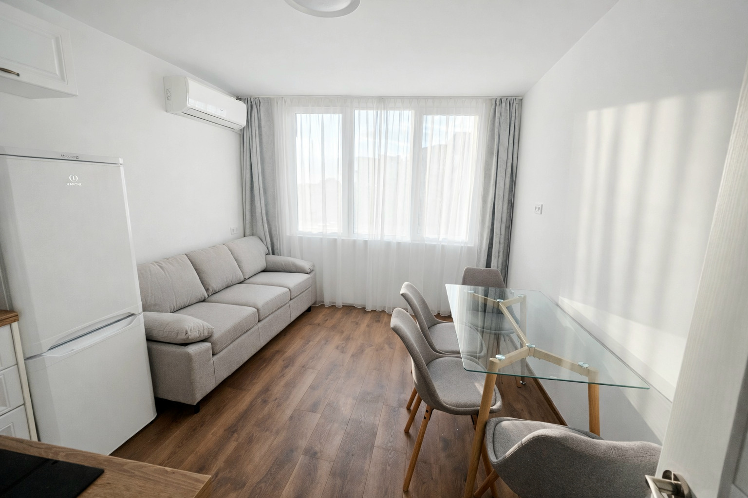 Продава 2-СТАЕН, гр. Варна, Владислав Варненчик 1