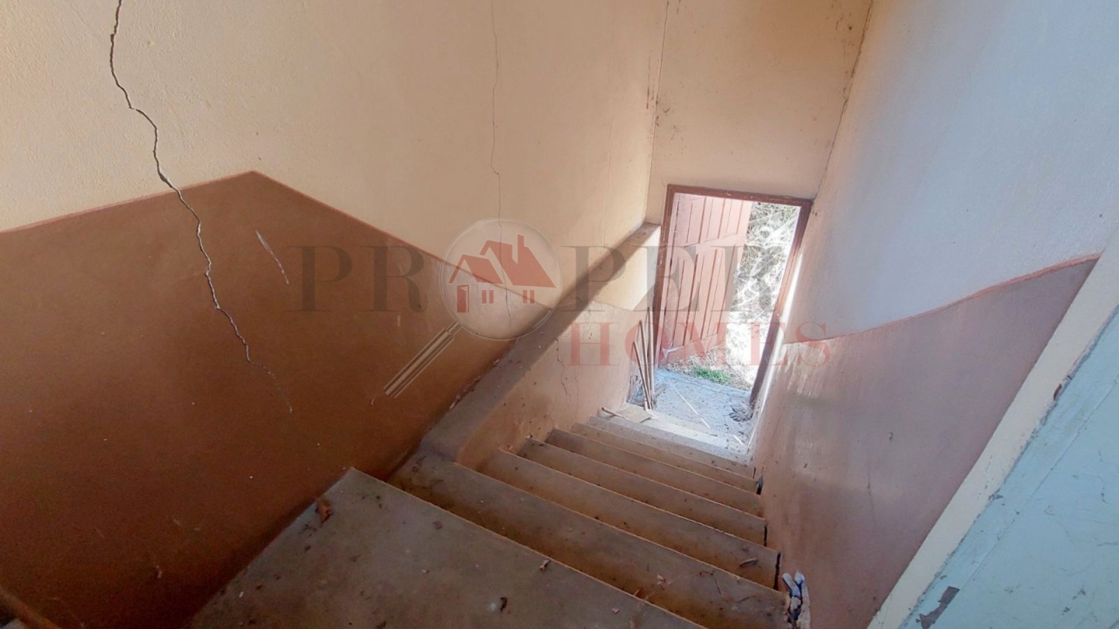 Продава КЪЩА, с. Жълтеш, област Габрово, снимка 4 - Къщи - 54190334