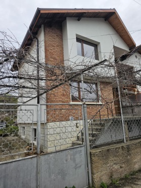 Продава вила област Стара Загора с. Змейово - [1] 