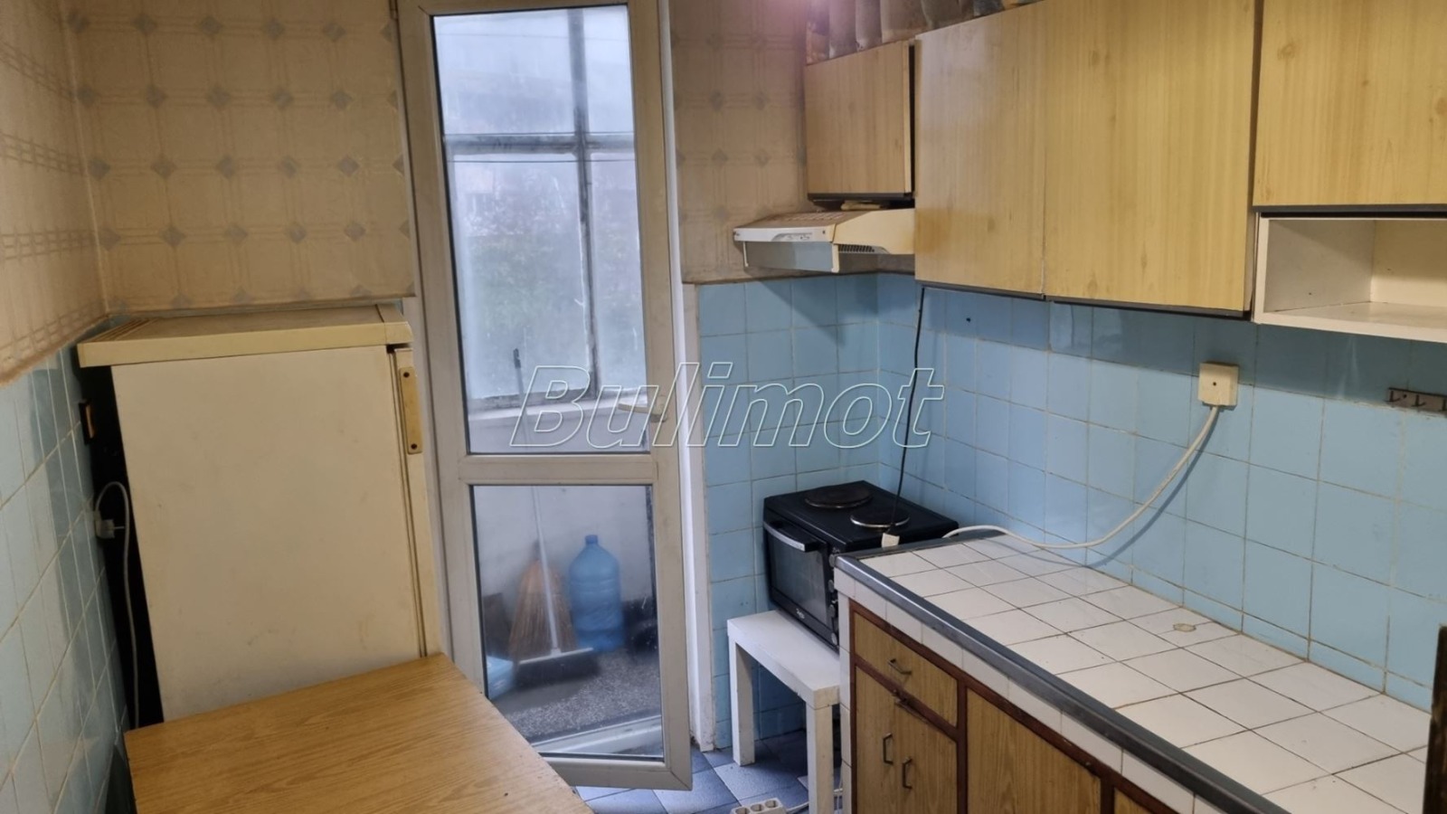Продава 4-СТАЕН, гр. Варна, Цветен квартал, снимка 2 - Апартаменти - 52605785