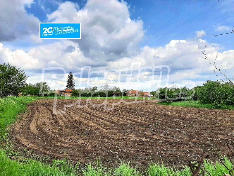 Продава ПАРЦЕЛ в област Велико Търново, с. Павел - 3270 кв.м / 34 200 € » 66 889.39 лв., БЪЛГЕРИАН ПРОПЕРТИС
