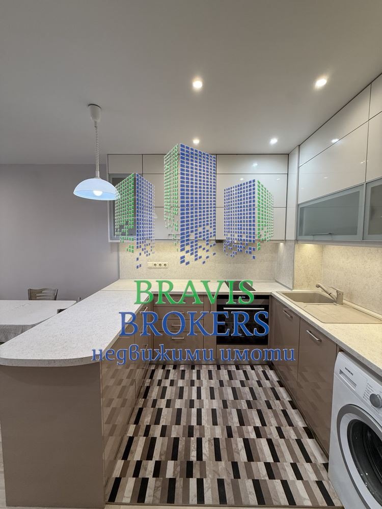 De vânzare  1 dormitor Varna , Vâzrajdane 1 , 115 mp | 57000215