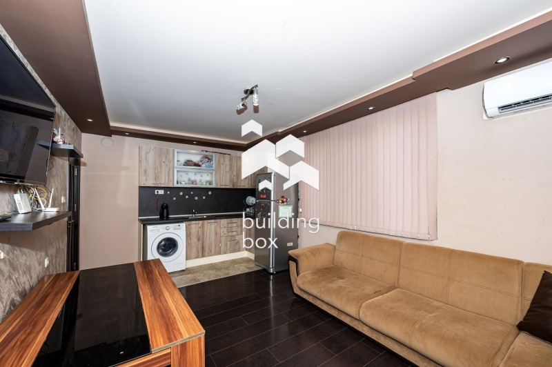 Продава  3-стаен град Пловдив , Прослав , 90 кв.м | 41599525 - изображение [4]