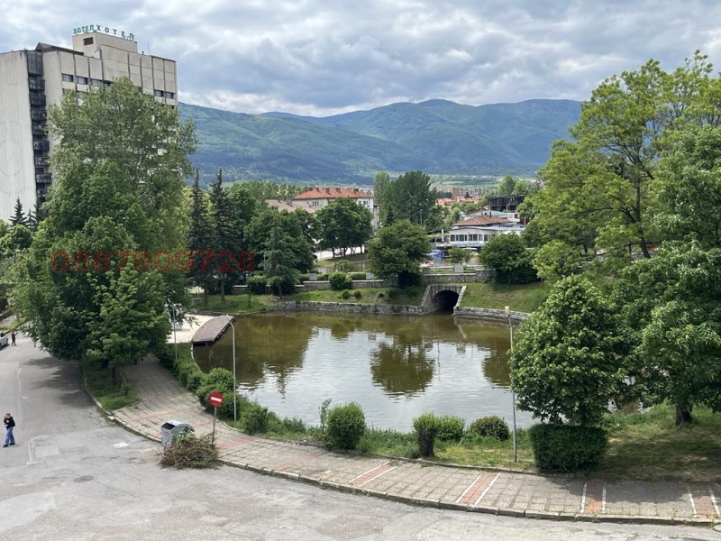 In vendita  2 camere da letto Kiustendil , Tsentar , 96 mq | 39661647
