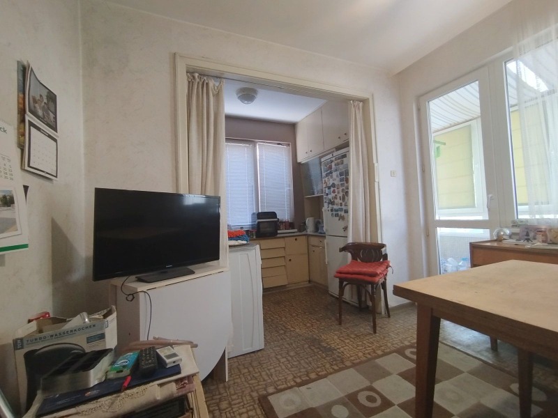 Продава  3-стаен град Русе , Център , 90 кв.м | 14862046 - изображение [3]