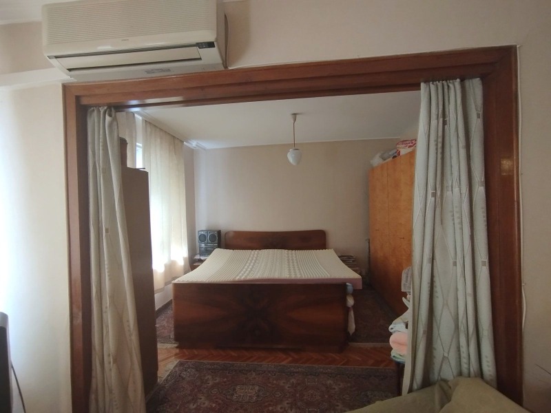 Продава  3-стаен град Русе , Център , 90 кв.м | 14862046 - изображение [2]