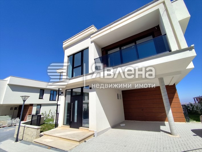 Продава КЪЩА, с. Марково, област Пловдив