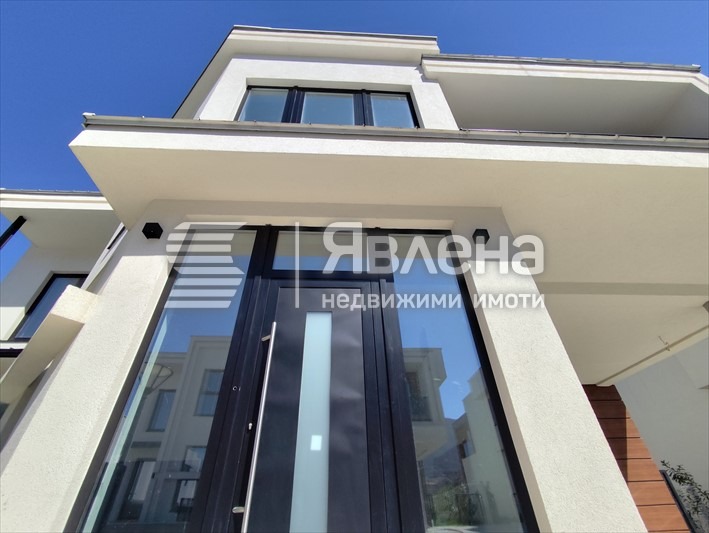 Продава КЪЩА, с. Марково, област Пловдив, снимка 3 - Къщи - 52979170