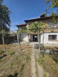 Продава КЪЩА, област Пловдив, с. Милево • 85000 € / 166245.55 лв. • 28857879 1