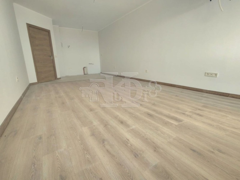 Продава  2-стаен град Варна , Виница , 67 кв.м | 69518694