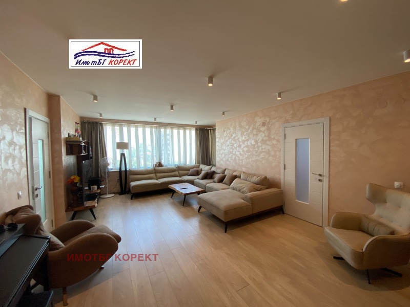 Продава  3-стаен град София , Център , 98 кв.м | 95424594