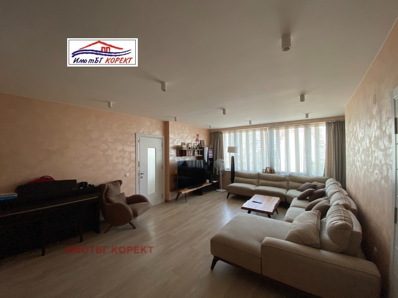 Продава  3-стаен град София , Център , 98 кв.м | 95424594 - изображение [2]