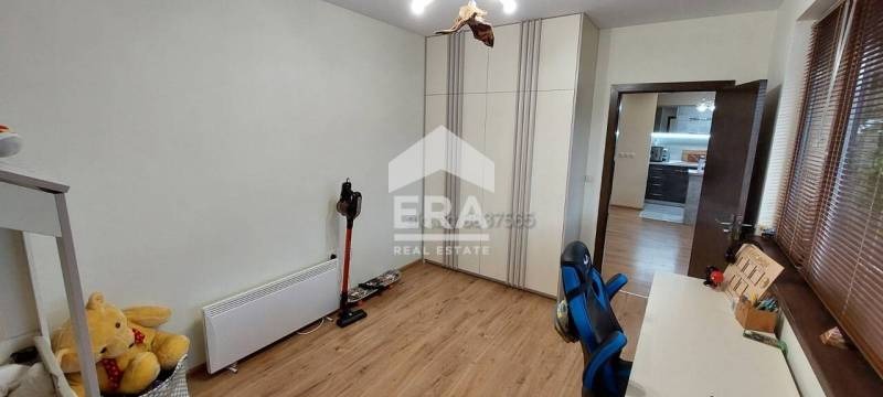 Продава  3-стаен град Хасково , Център , 95 кв.м | 76320871 - изображение [2]