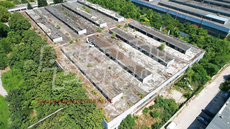 Продава ПРОМ. ПОМЕЩЕНИЕ, гр. Добрич, Промишлена зона - Север, снимка 3 - Производствени сгради - 53266853