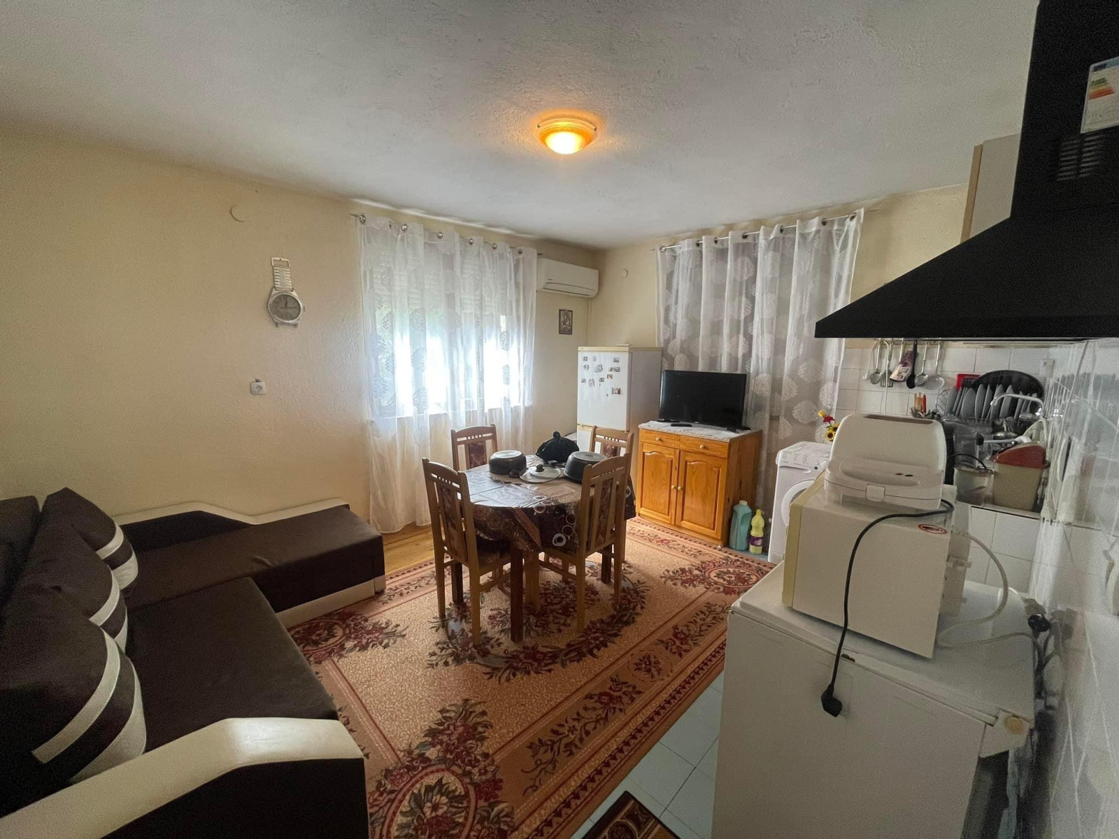 Продава КЪЩА, с. Крупник, област Благоевград, снимка 9 - Къщи - 53797666