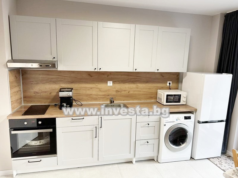 Продава  2-стаен град Пловдив , Прослав , 77 кв.м | 33487275