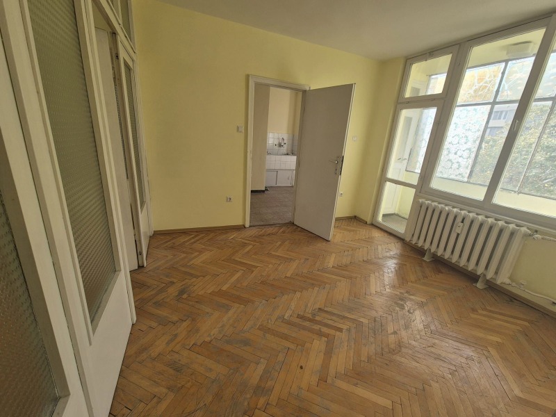 For Sale  3 bedroom Plovdiv , Tsentar , 108 sq.m | 83392459