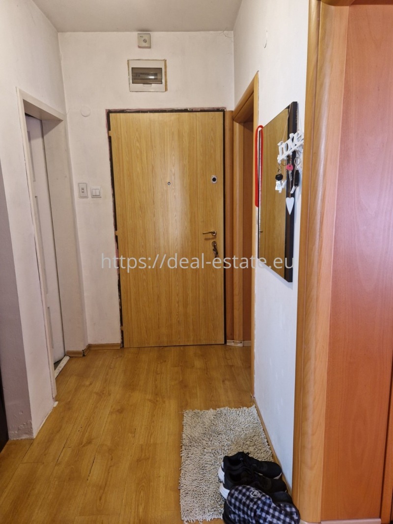 Продава МНОГОСТАЕН, гр. Благоевград, Широк център, снимка 10 - Апартаменти - 52769813