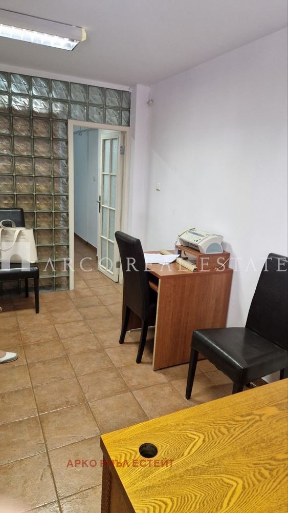 Продава ОФИС, гр. София, Център, снимка 3 - Офиси - 56270513