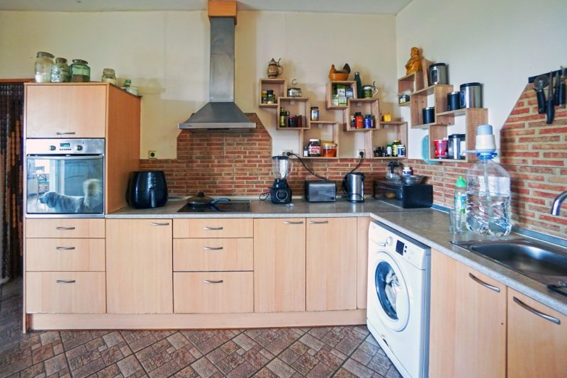 Продава КЪЩА, с. Комарево, област Варна, снимка 15 - Къщи - 52548286