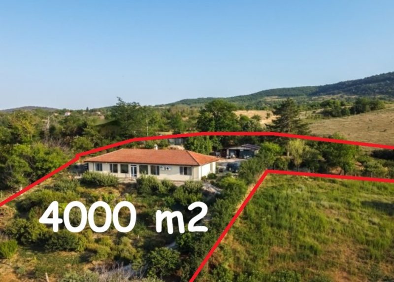 Продава КЪЩА, с. Комарево, област Варна