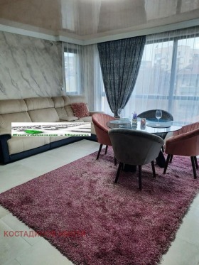 1 camera da letto Mladegki Halm, Plovdiv 4