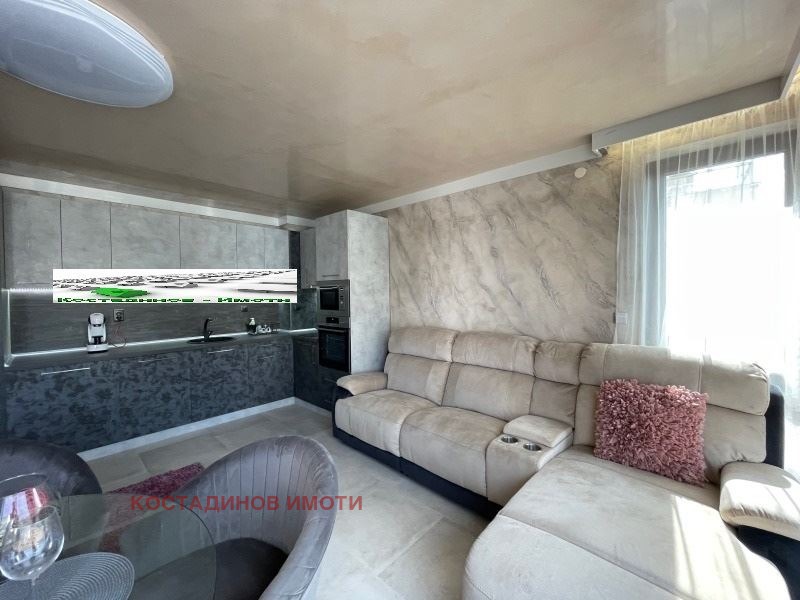 In vendita  1 camera da letto Plovdiv , Mladegki Halm , 72 mq | 74481192 - Immagine [8]