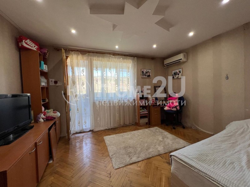 Myytävänä  2 makuuhuonetta Varna , Vladislav Varnentšik 1 , 100 neliömetriä | 35150930 - kuva [3]