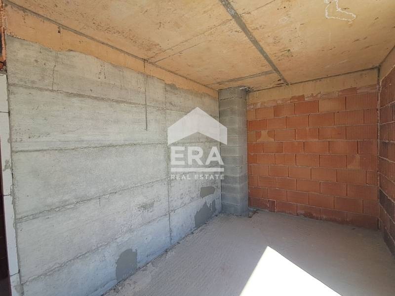 Продава 4-СТАЕН, гр. Варна, Кайсиева градина, снимка 9 - Апартаменти - 54686196