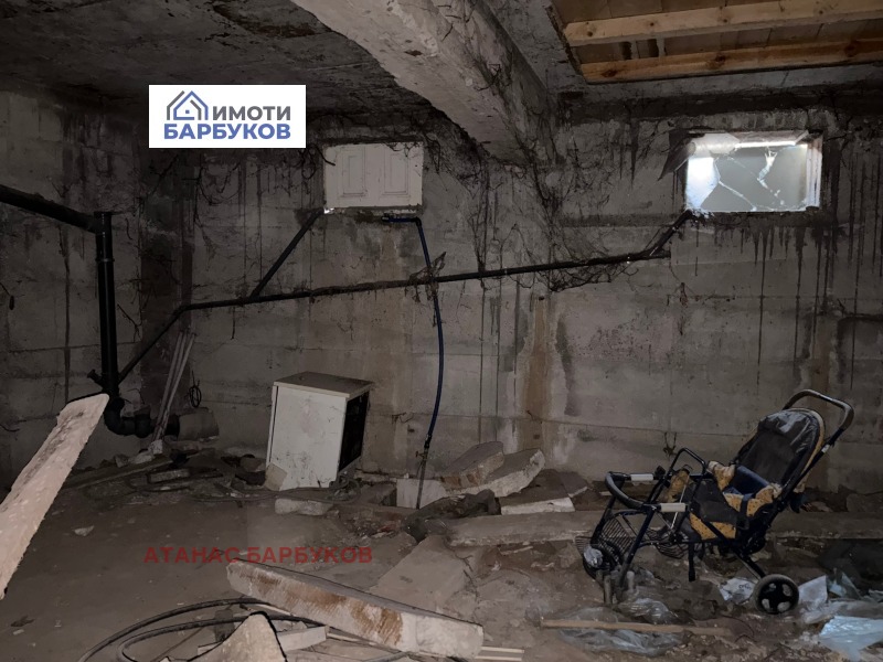 Продава КЪЩА, гр. Русе, Широк център, снимка 14 - Къщи - 53267539