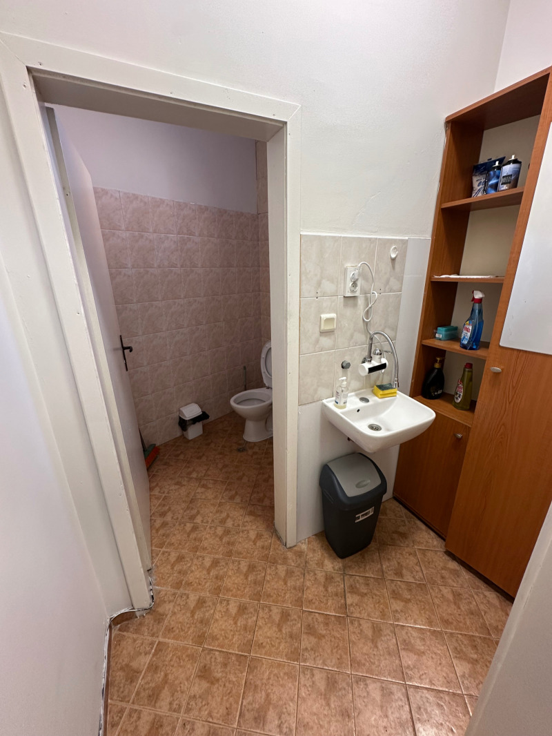 Myytävänä  Myymälä Plovdivin alue , Peruštitsa , 45 neliömetriä | 26007853 - kuva [6]
