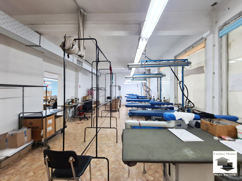 Продава ПРОМ. ПОМЕЩЕНИЕ, гр. Велико Търново, Бузлуджа, снимка 10 - Производствени сгради - 52601172